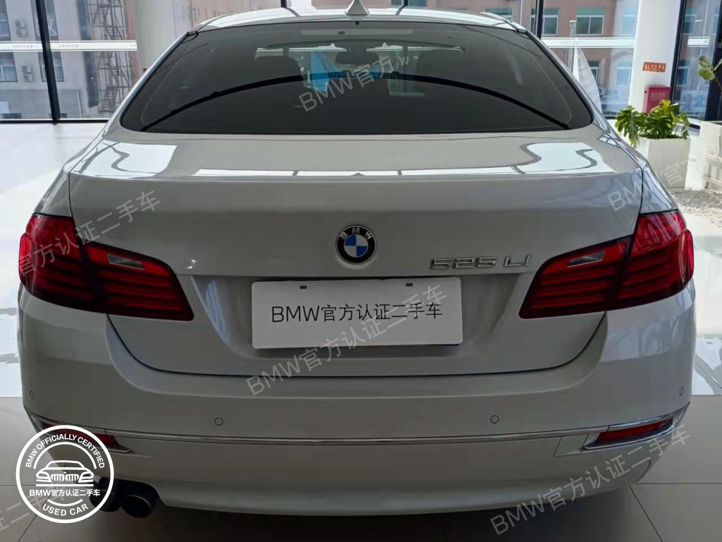 宝马官方二手车 5系 长轴距版 525li
