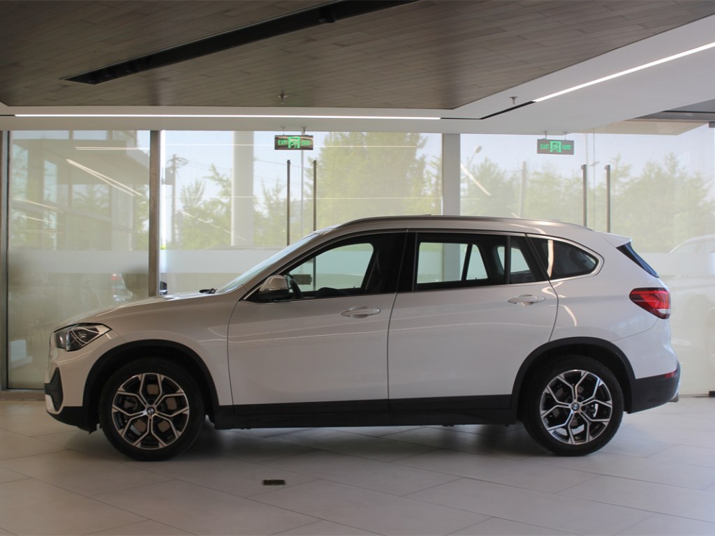 宝马官方二手车 x1 sdrive 25li