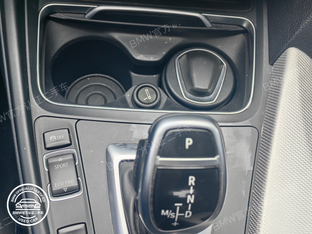 宝马官方二手车 3系 标准轴距版 320i